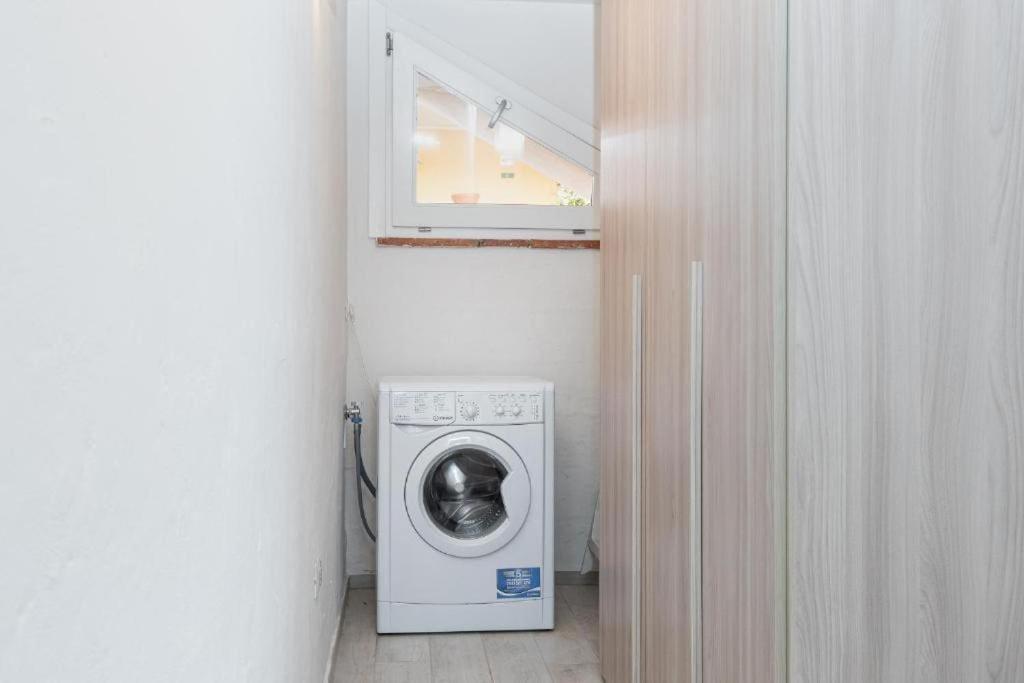 Bellissimo Appartamento Con Veranda Privata Al Centro Di Porto Rotondo Ngoại thất bức ảnh